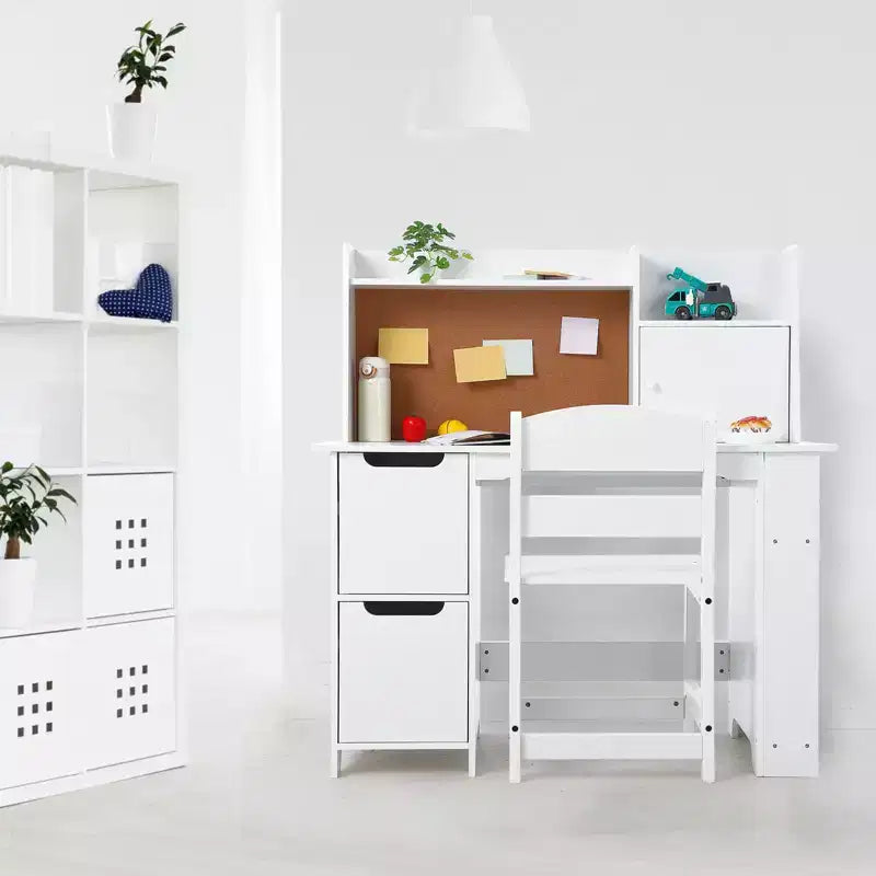 Kinderschreibtisch- und Stuhlset mit Aufsatz, hölzerner Lerntisch mit Bücherregal, Stauraum und Korktafel, Kinderschreibtisch für das Lernen zu Hause, Weiß