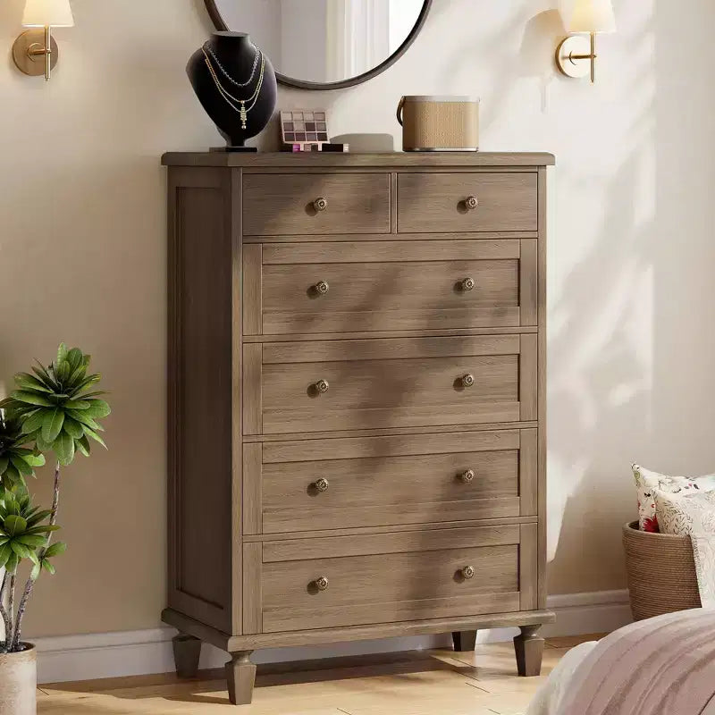 Kommode mit 6 Schubladen für das Schlafzimmer, Vintage-Schubladenkommode mit geschnitzten Griffen, 47H schmaler Nachttisch, Kommode aus Holz mit Organizer für den Eingangsbereich, Hellbraun