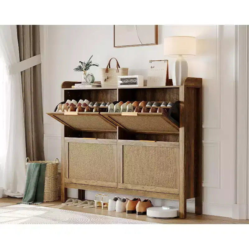 Schuhschrank aus Rattan mit 4 Klappschubladen, schmaler Boho-Farmhouse-Organizer für den Eingangsbereich