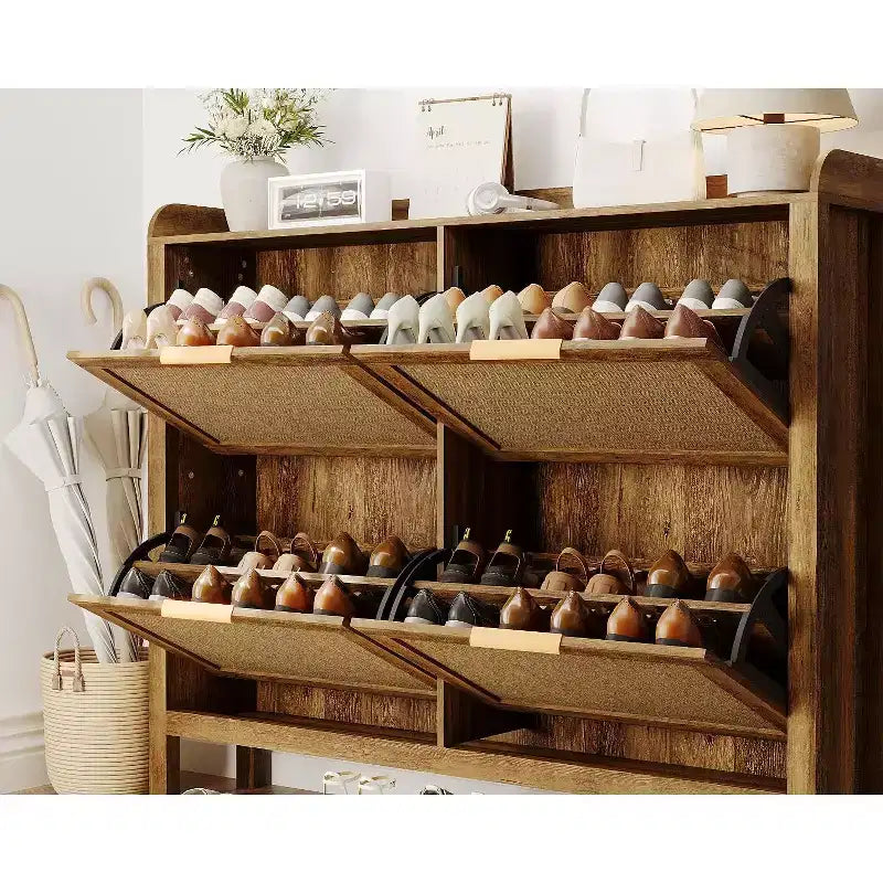 Schuhschrank aus Rattan mit 4 Klappschubladen, schmaler Boho-Farmhouse-Organizer für den Eingangsbereich