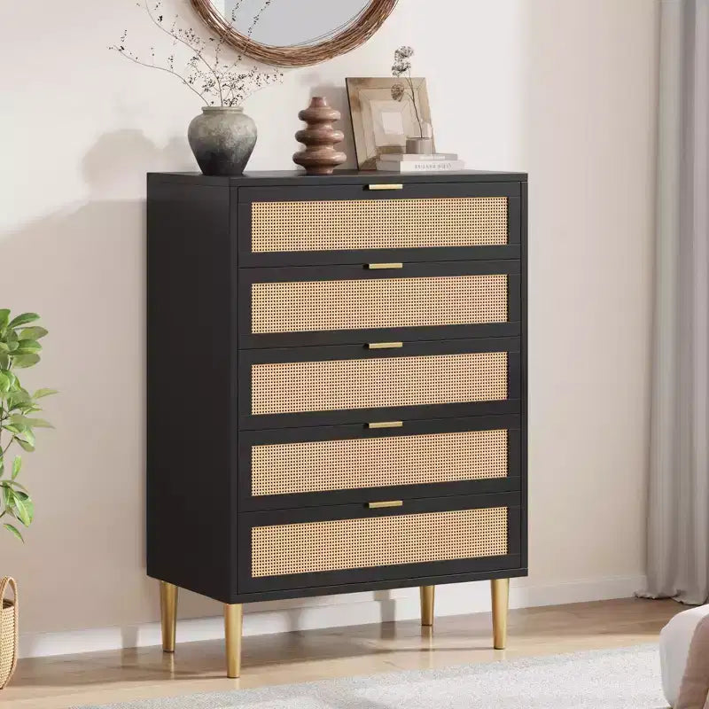 Kommode aus Rattan mit 5 Schubladen und goldenen Beinen, hoher Schubladenschrank für Schlafzimmer und Wohnzimmer