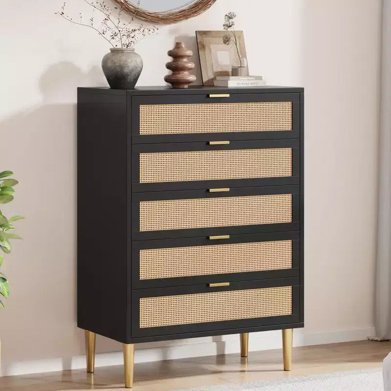 Kommode aus Rattan mit 5 Schubladen und goldenen Beinen, hoher Schubladenschrank für Schlafzimmer und Wohnzimmer